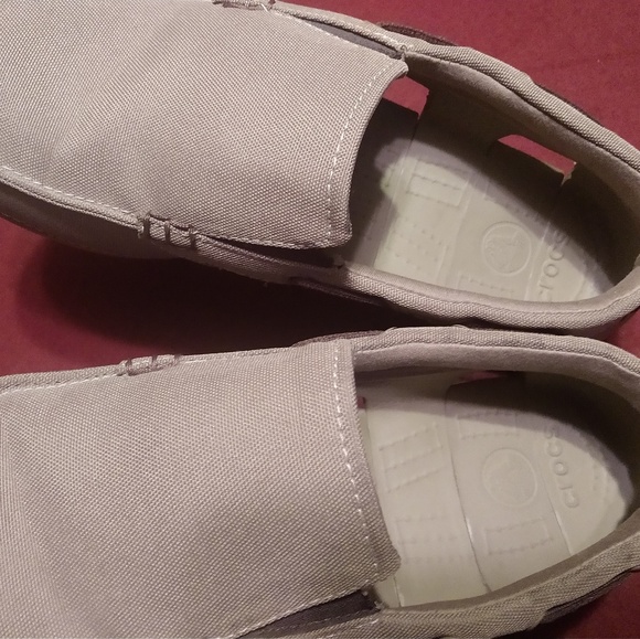 Crocs Khaki Beach Line Boat Shoes Mens 9 - Picture 2 of 8
